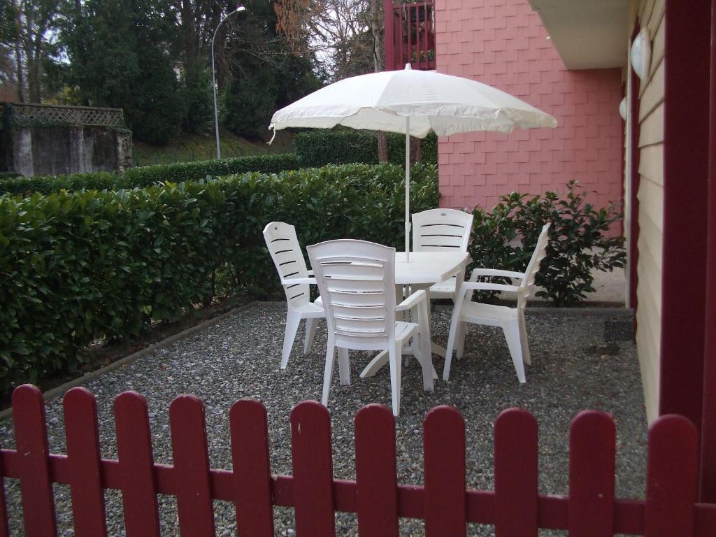Les Pavillons Du Rooy Apartment Salies-de-Bearn Ruang foto